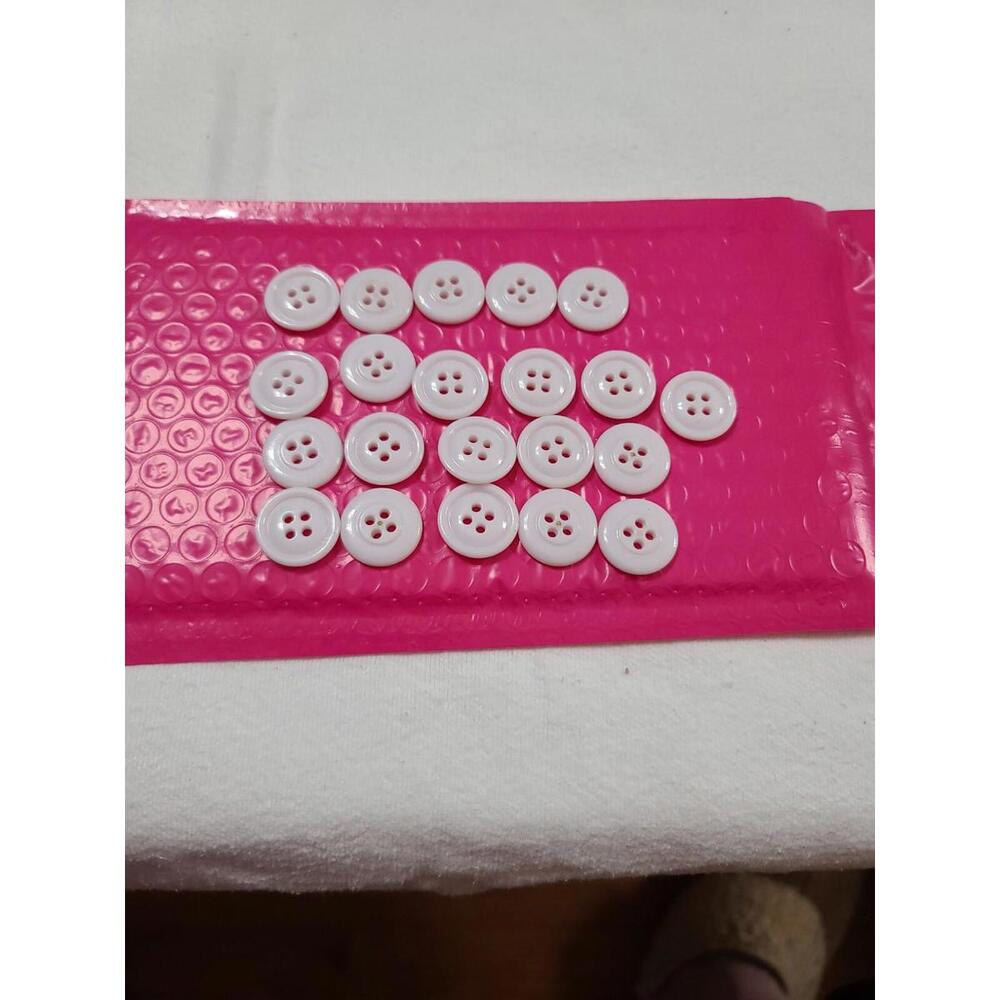Buttons (21) White Round Plastic‎ 3/4" 4-Hole Sewing Crafting GUC